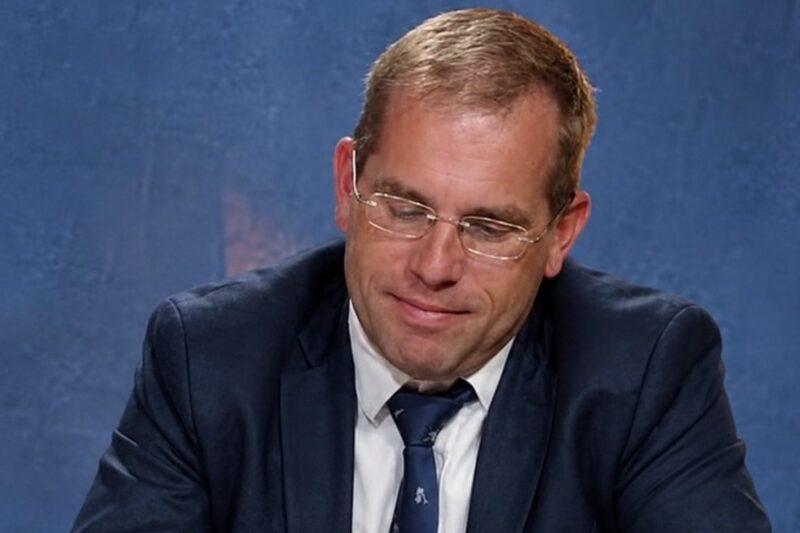 Ruff Bálint egy tolvonással elvette Orbán ékkövét a gyönyörű luxuspalotát – Videk.info